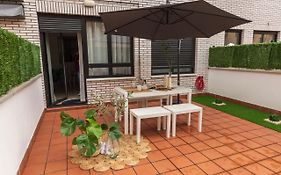 La Terraza De La Vega - Ubicacion Inmejorable , Wifi , Terraza Y Parking Gratuito